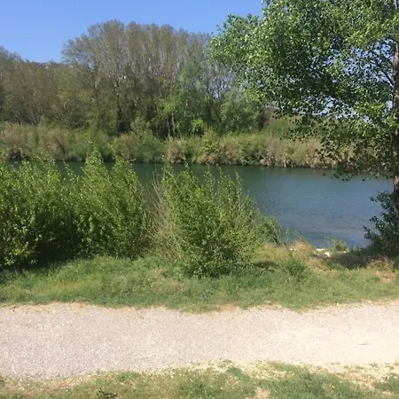 Pour Deux Proche Pont Du Gard דירה רמולין